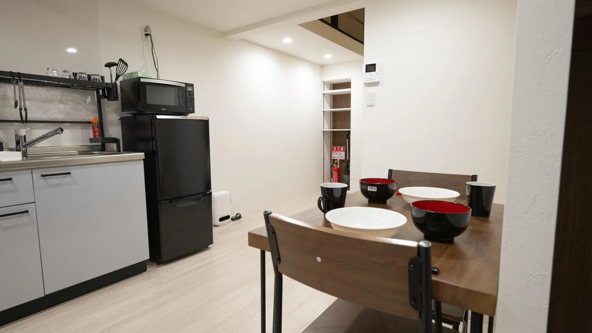 Apartment Official Trhouses 15 Minutes To Shinsaibashi, Kuromon Market And Namba Osaka