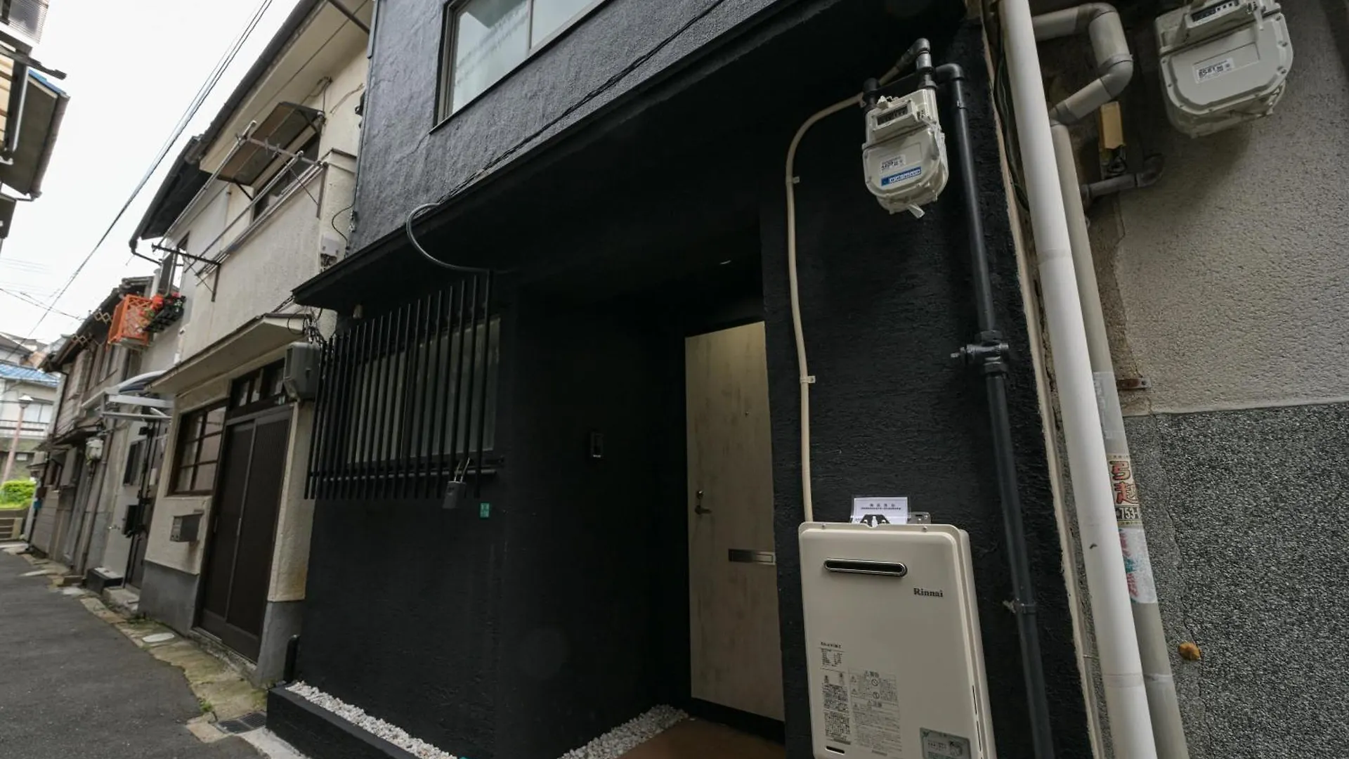 Official Trhouses 15 Minutes To Shinsaibashi, Kuromon Market And Namba Osaka